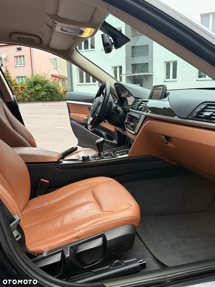 BMW Seria 3 318d Luxury Line - 25