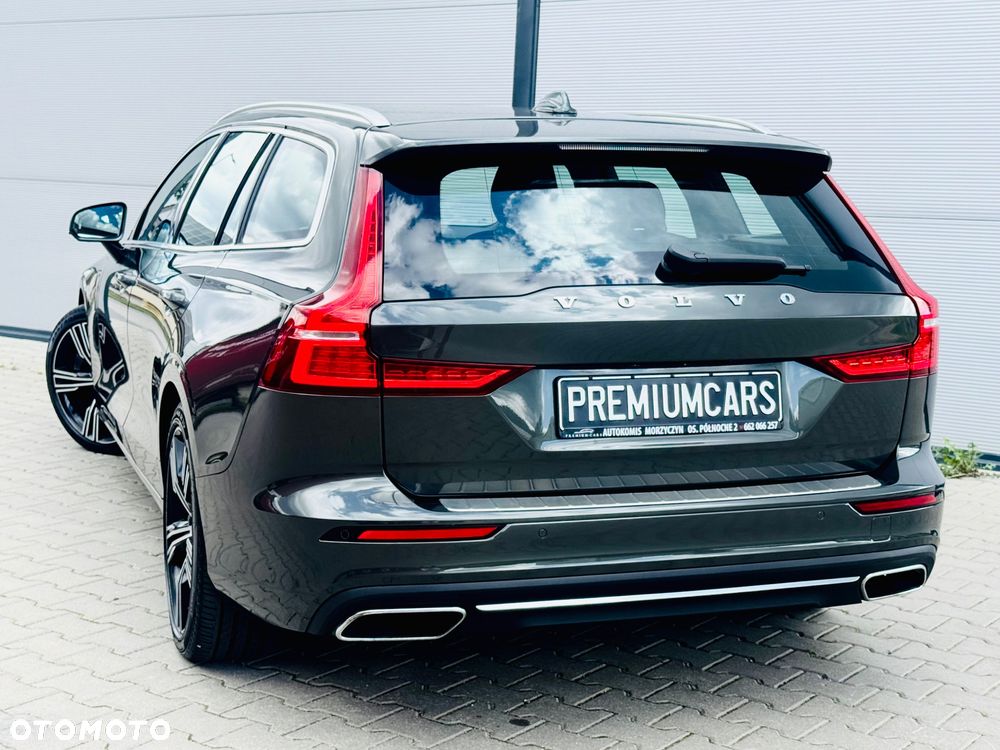 Volvo V60 T6 AWD Recharge Geartronic RDesign - 21
