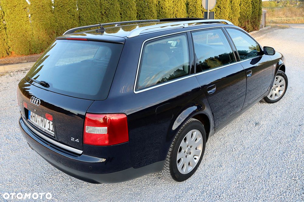 Audi A6 Avant 2.4 - 10