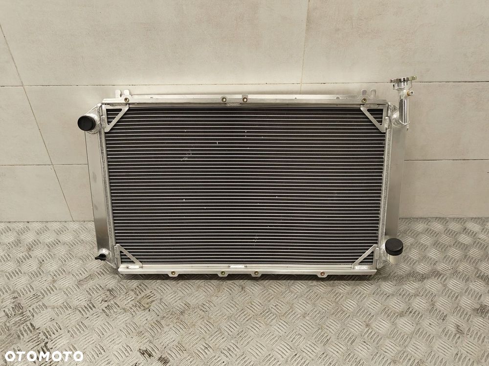 NISSAN PATROL Y60 CHŁODNICA WODY SWAP BMW - 4