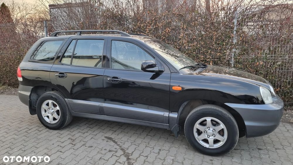 Hyundai Santa Fe 2.4 GLS 2WD - 22