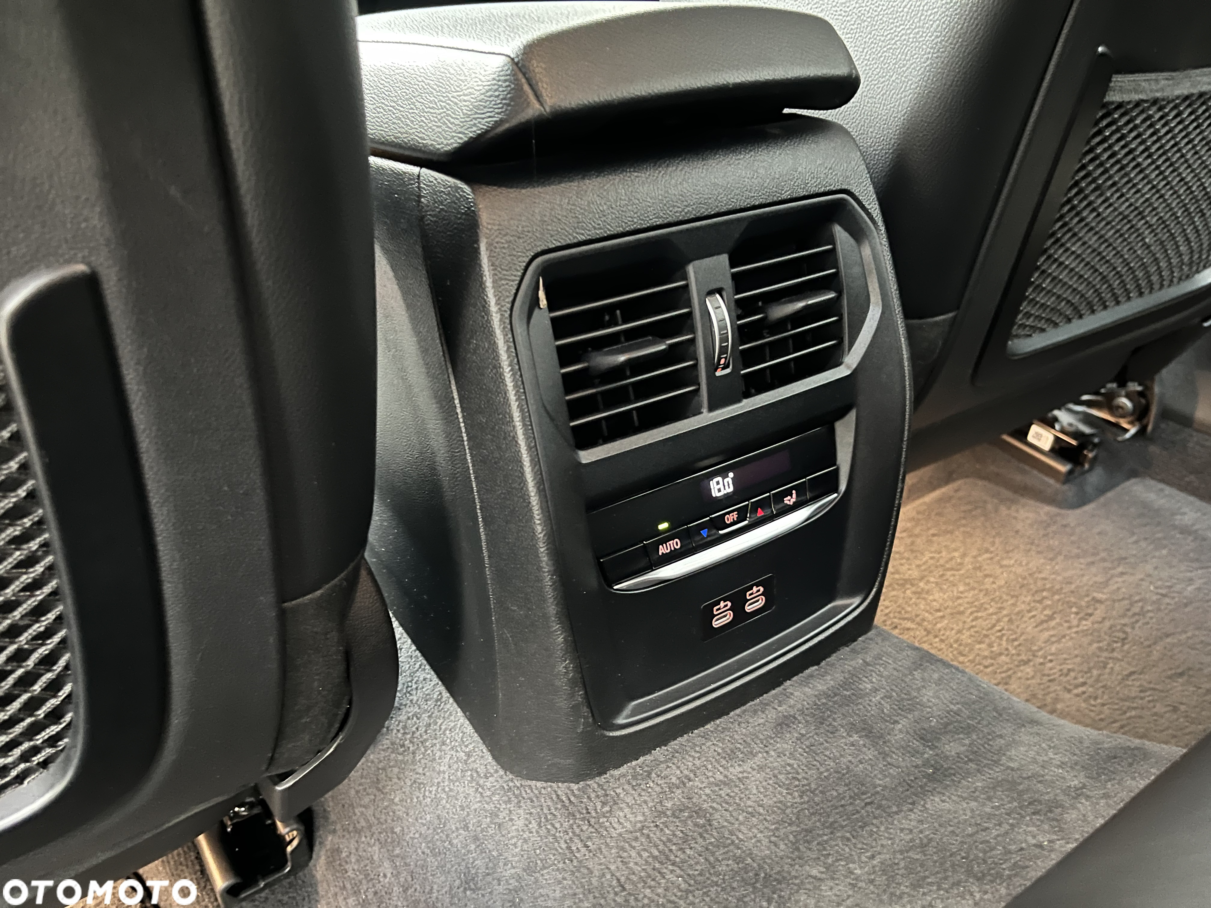 BMW Seria 3 320i Advantage sport - 19