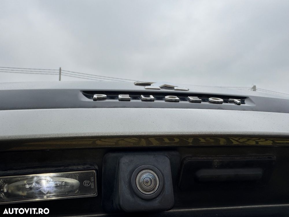 Peugeot 3008 PureTech 180 Stop & Start GPF EAT8 GT Pack - 21