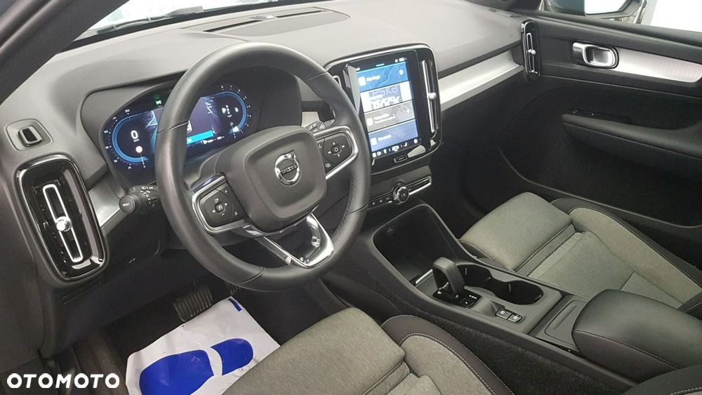 Volvo XC 40 - 20