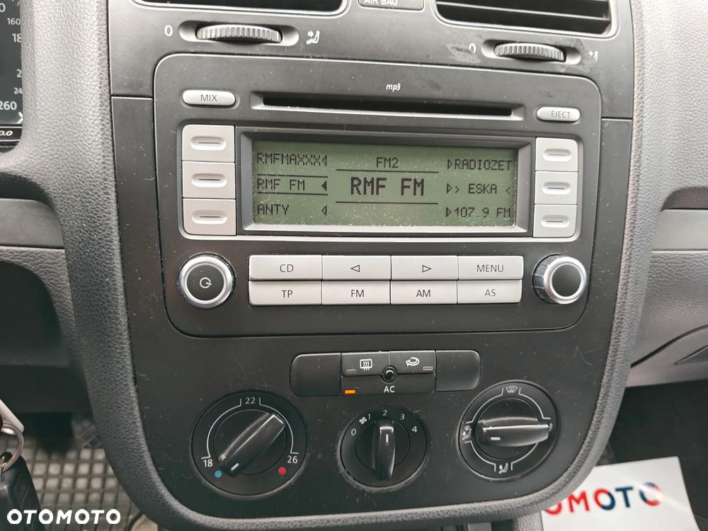 Volkswagen Golf 1.9 TDI Comfortline - 27