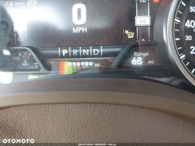 RAM 1500 Crew Cab Shortbed Laramie - 16