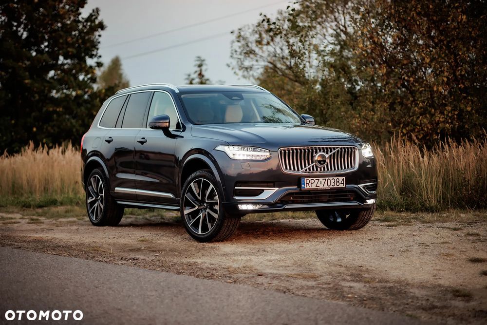 Volvo XC 90 - 1