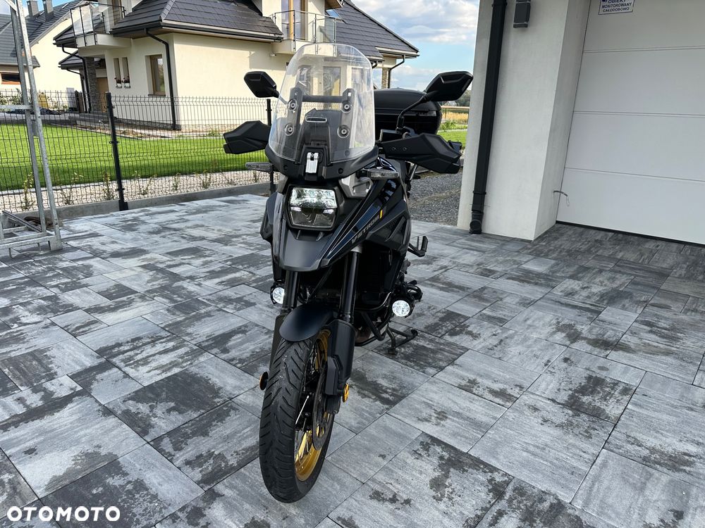 Suzuki V-STROM - 7