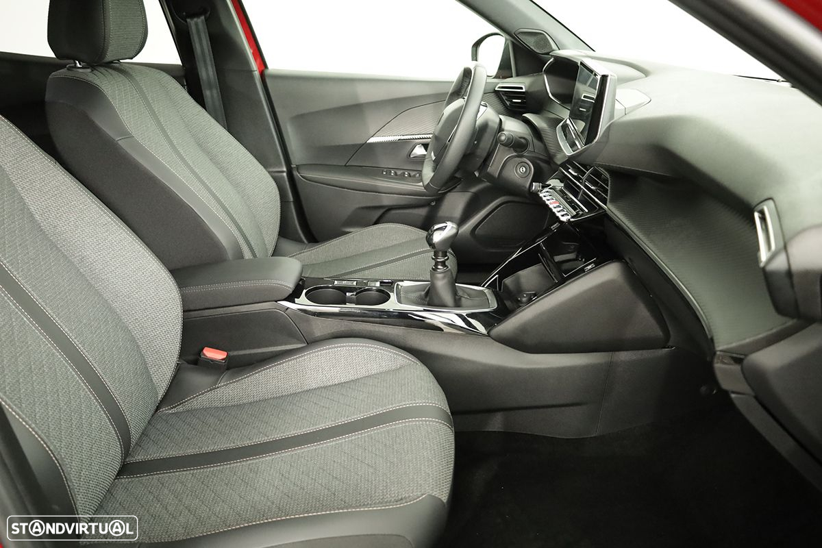 Peugeot 2008 1.2 PureTech Allure - 20