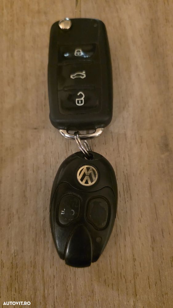 Volkswagen Sharan 2.0 TDI DSG BlueMotion Technology Highline - 27