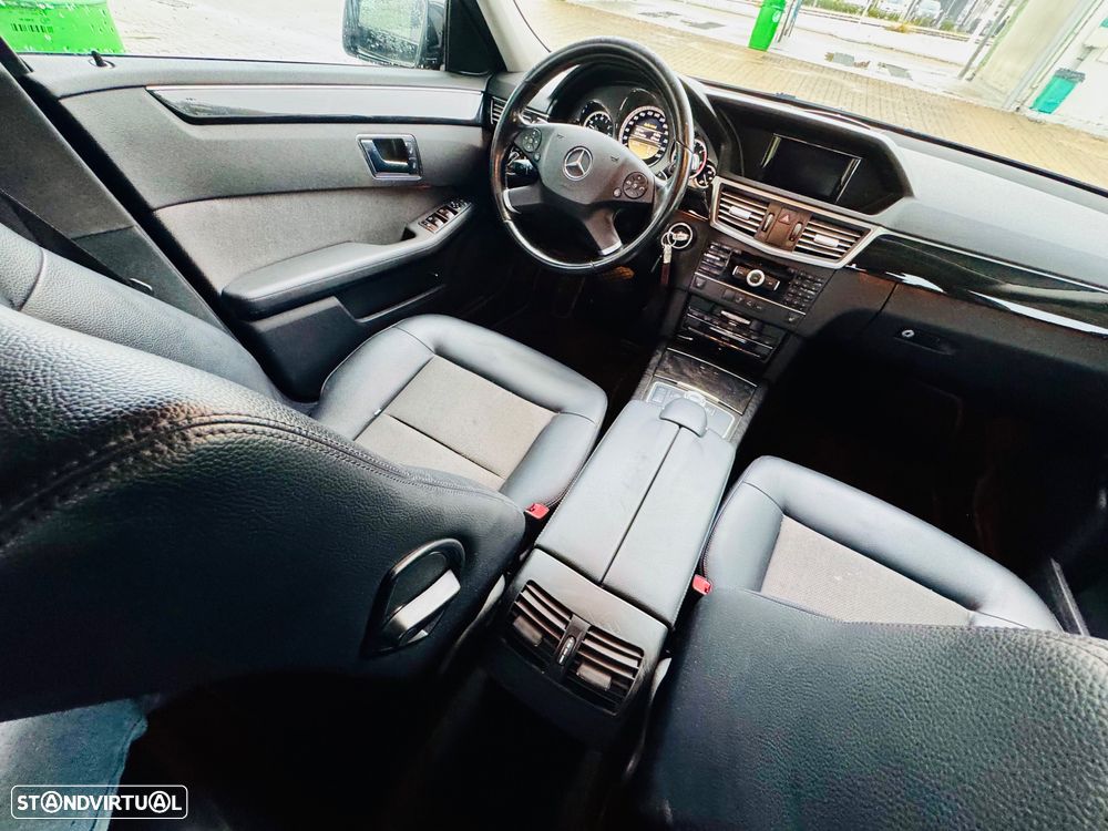 Mercedes-Benz E 220 CDi Classic BE 139g Auto. - 9