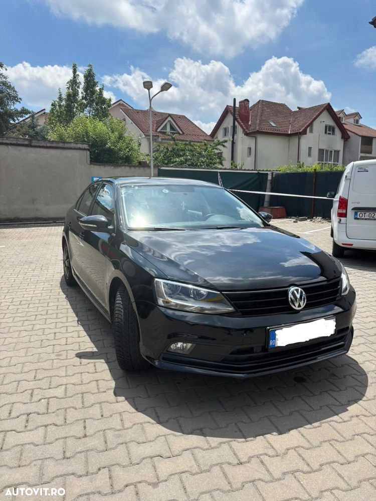 Volkswagen Jetta 1.2 TSI Trendline - 2