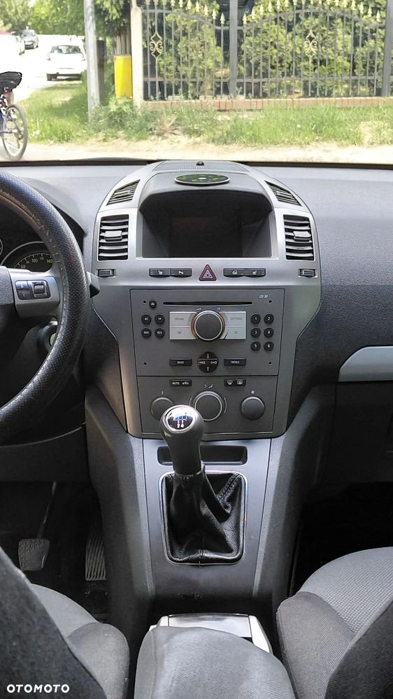 Opel Zafira 1.8 Elegance - 9
