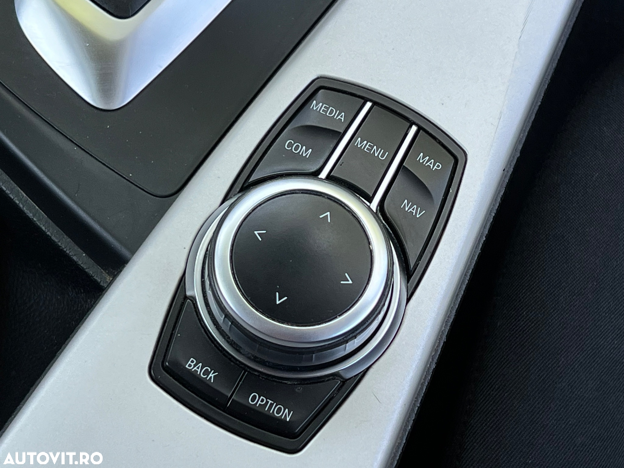 BMW Seria 3 318d Touring Aut. Advantage - 17