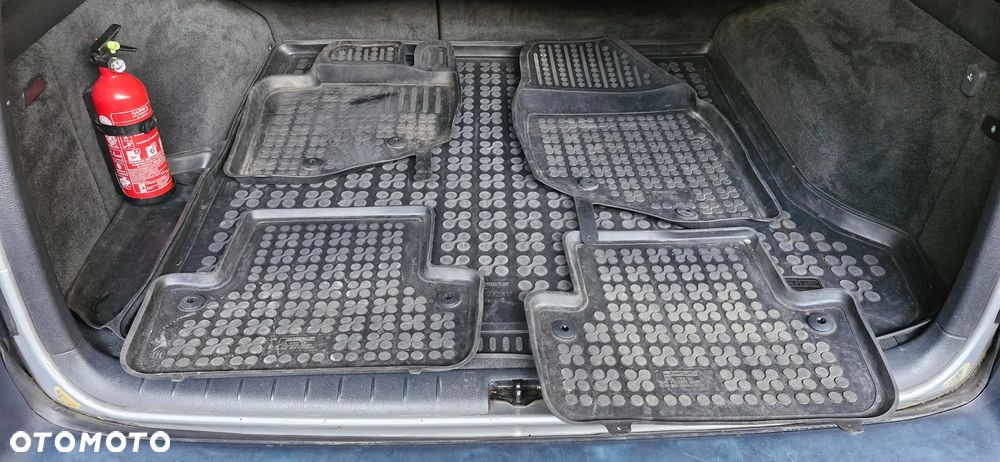 Volvo XC 70 - 18
