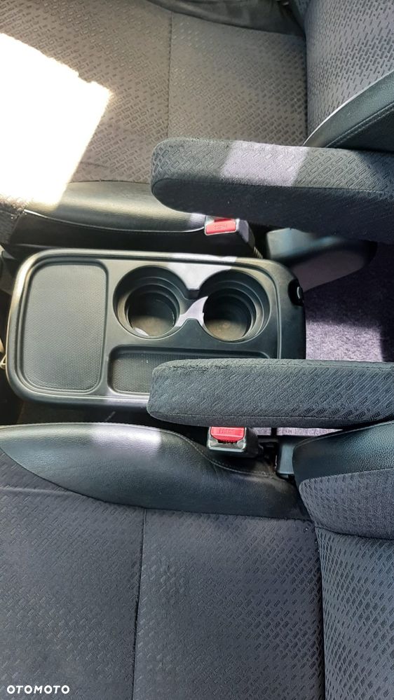 Honda CR-V 2.0i LS - 15