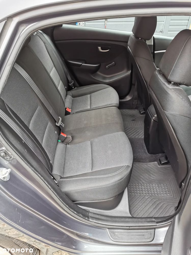 Hyundai i30 1.6 CRDi Comfort - 13