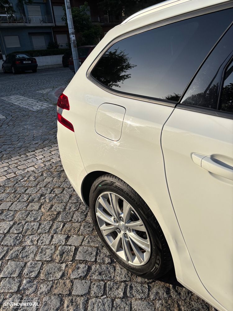 Peugeot 308 SW - 5