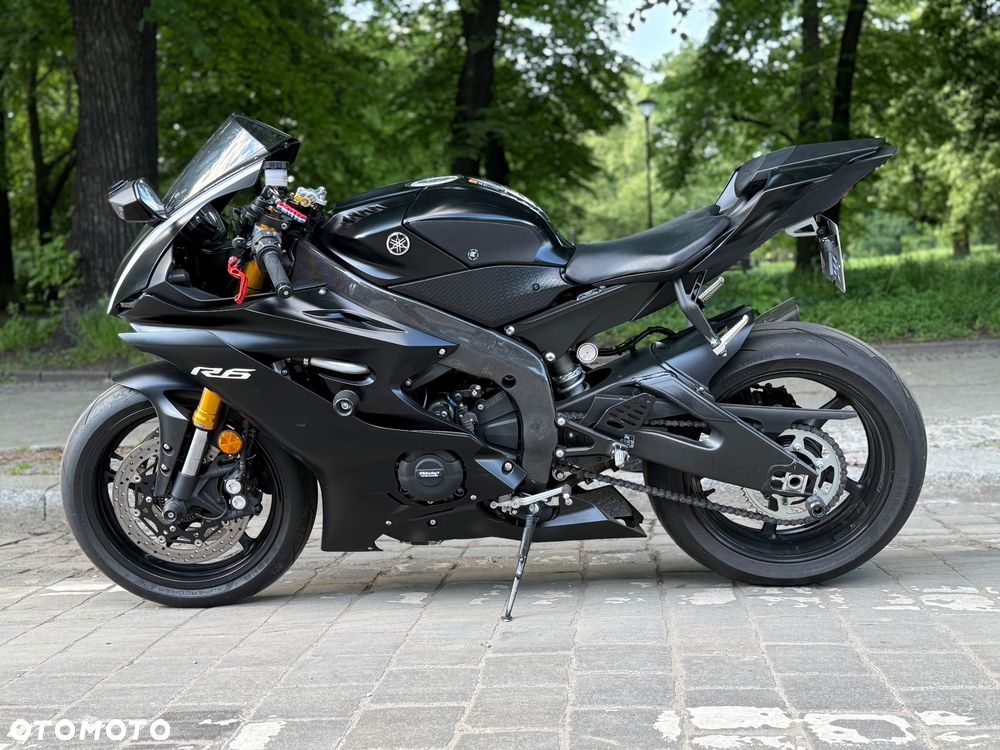 Yamaha R6 - 10