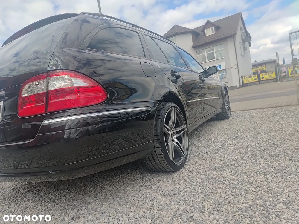 Mercedes-Benz Klasa E 500 Avantgarde Sport Edition - 11