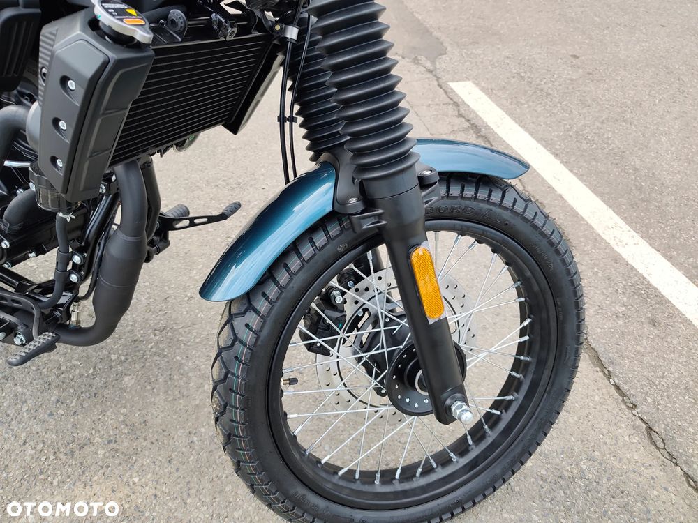 Junak M18 - 25