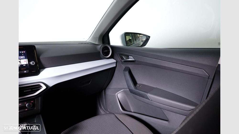 SEAT Ibiza 1.0 TSI Style — fotografia 16
