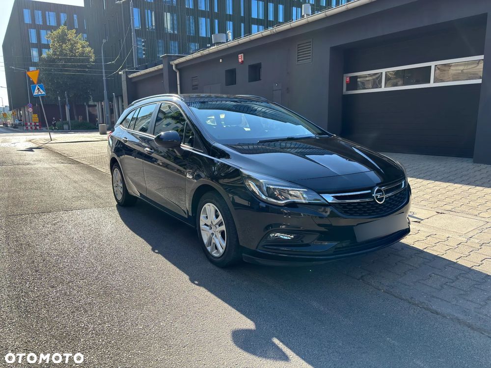 Opel Astra 1.6 CDTI Enjoy - 2