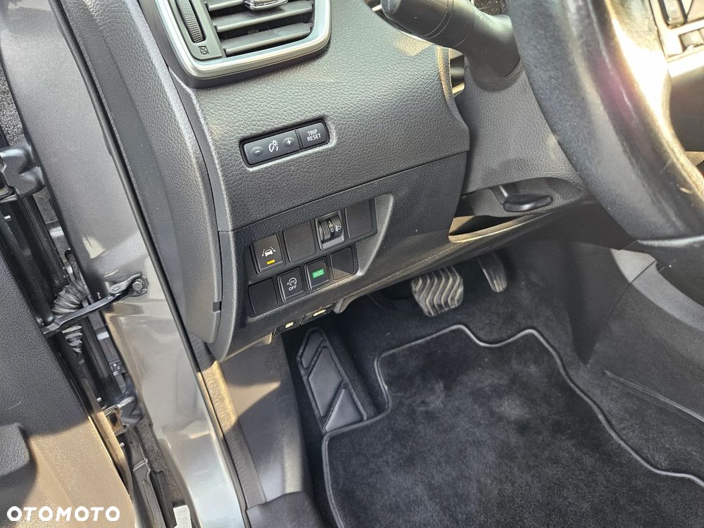 Nissan Qashqai 1.2 DIG-T N-Connecta Xtronic EU6 - 12