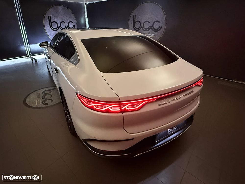 BYD Han 85.4 kWh AWD Executive - 11