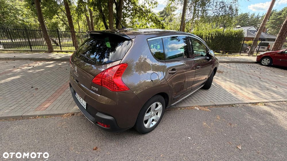 Peugeot 3008 Hybrid4 - 2