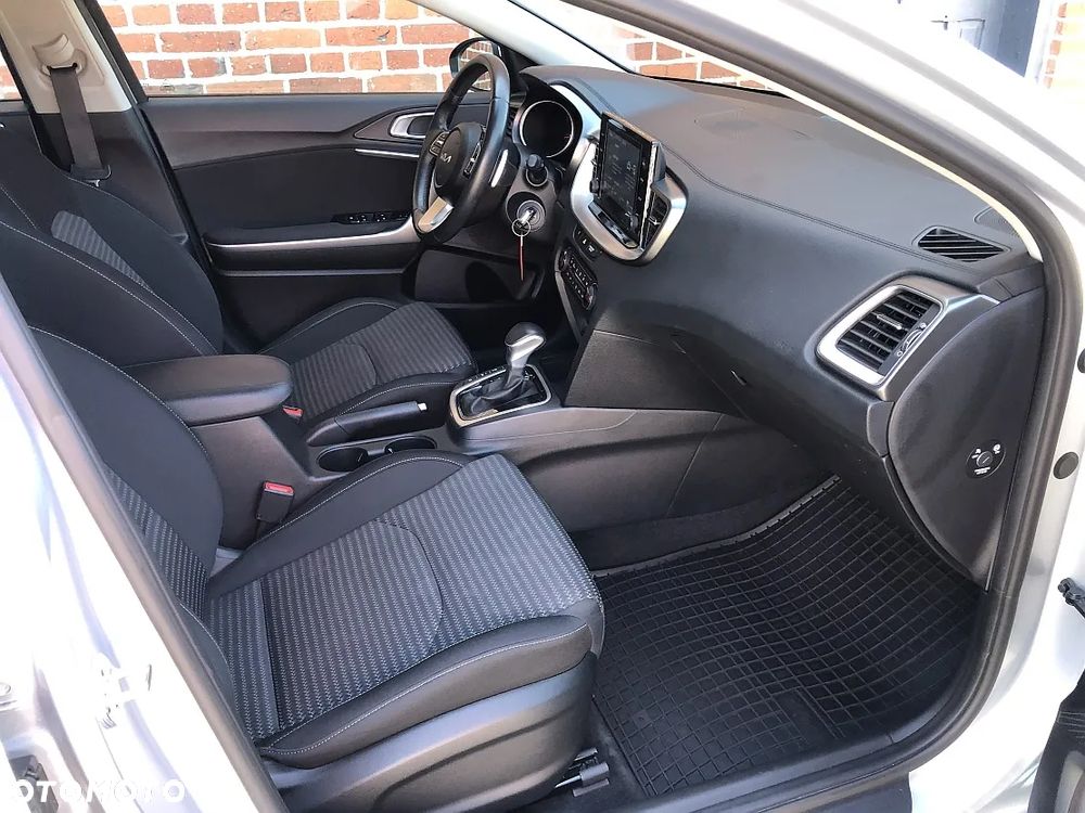 Kia Ceed 1.5 T-GDI L DCT - 27
