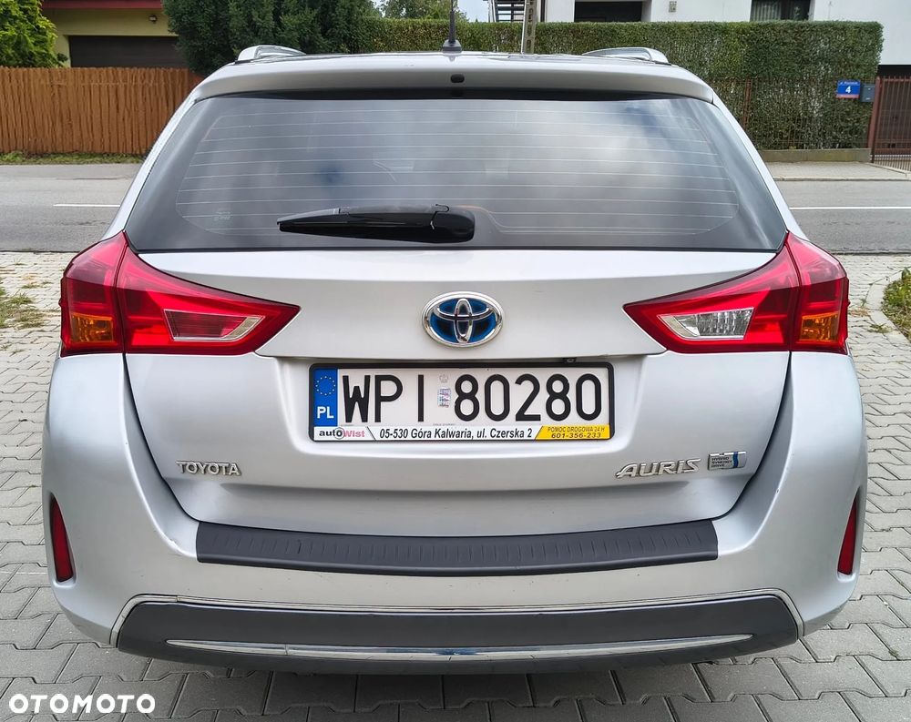 Toyota Auris 1.8 HSD Luna - 10