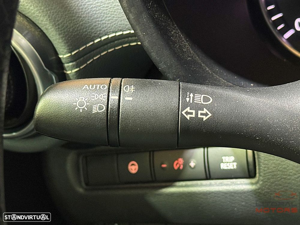 Nissan Juke 1.0 DIG-T N-Connecta NAV. - 24