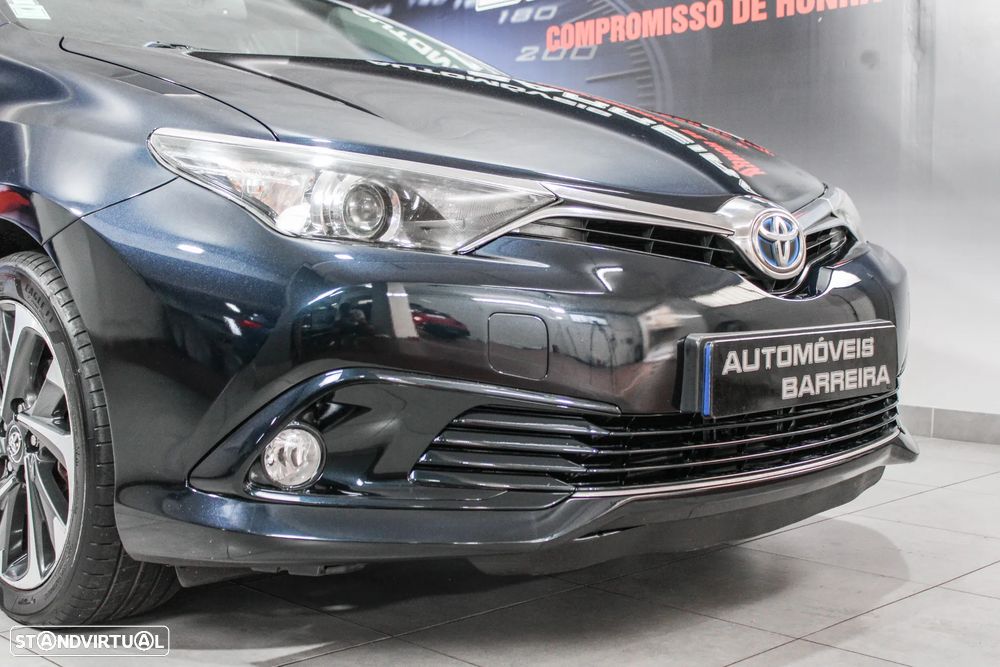 Toyota Auris 1.8 HSD Comfort +P.Techno+P.Sport - 25