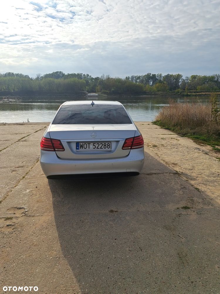 Mercedes-Benz Klasa E 200 BlueTEC 7G-TRONIC Elegance - 6