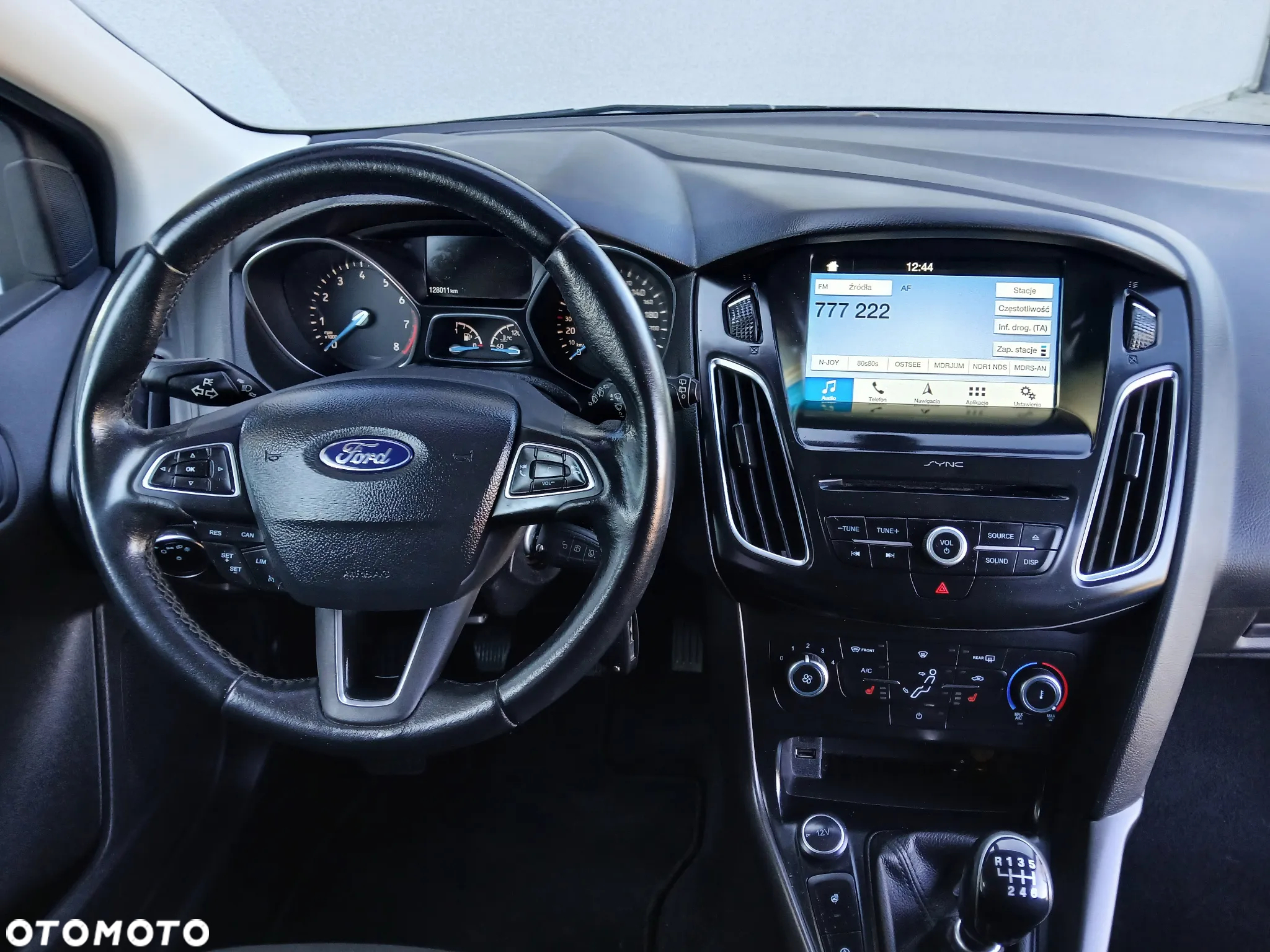 Ford Focus 1.0 EcoBoost Hybrid TITANIUM - 7