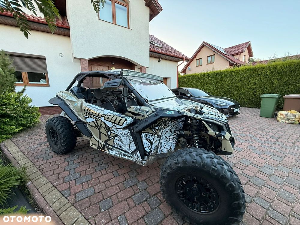 Can-Am Maverick - 3