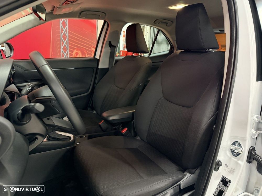 Toyota Yaris Cross 1.5 HDF Comfort Plus - 6