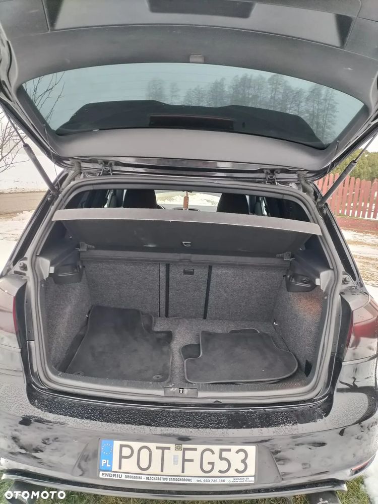 Volkswagen Golf 1.4 TSI Highline - 24