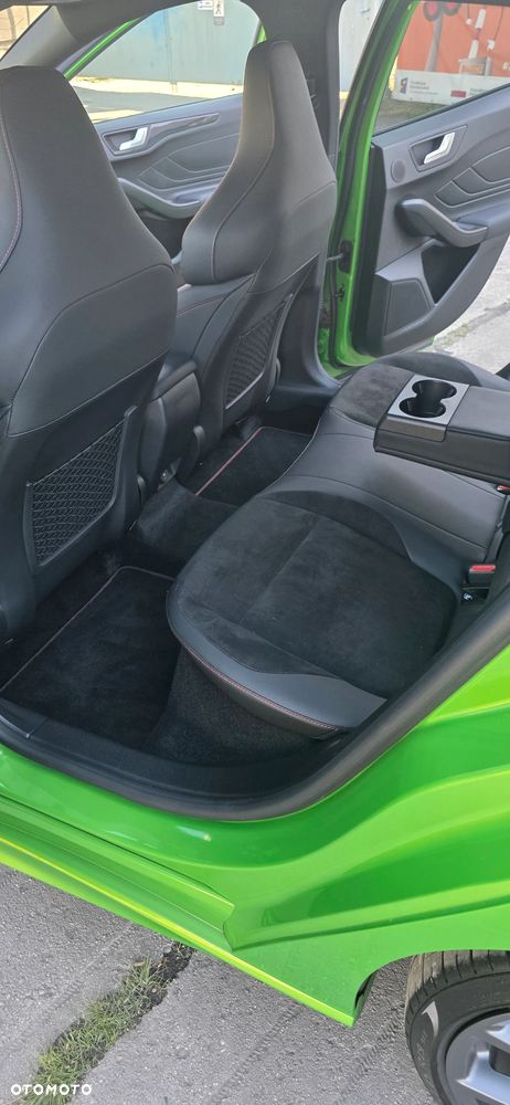 Ford Focus - 23