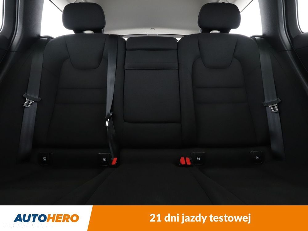 Volvo V60 D3 Momentum Pro - 15