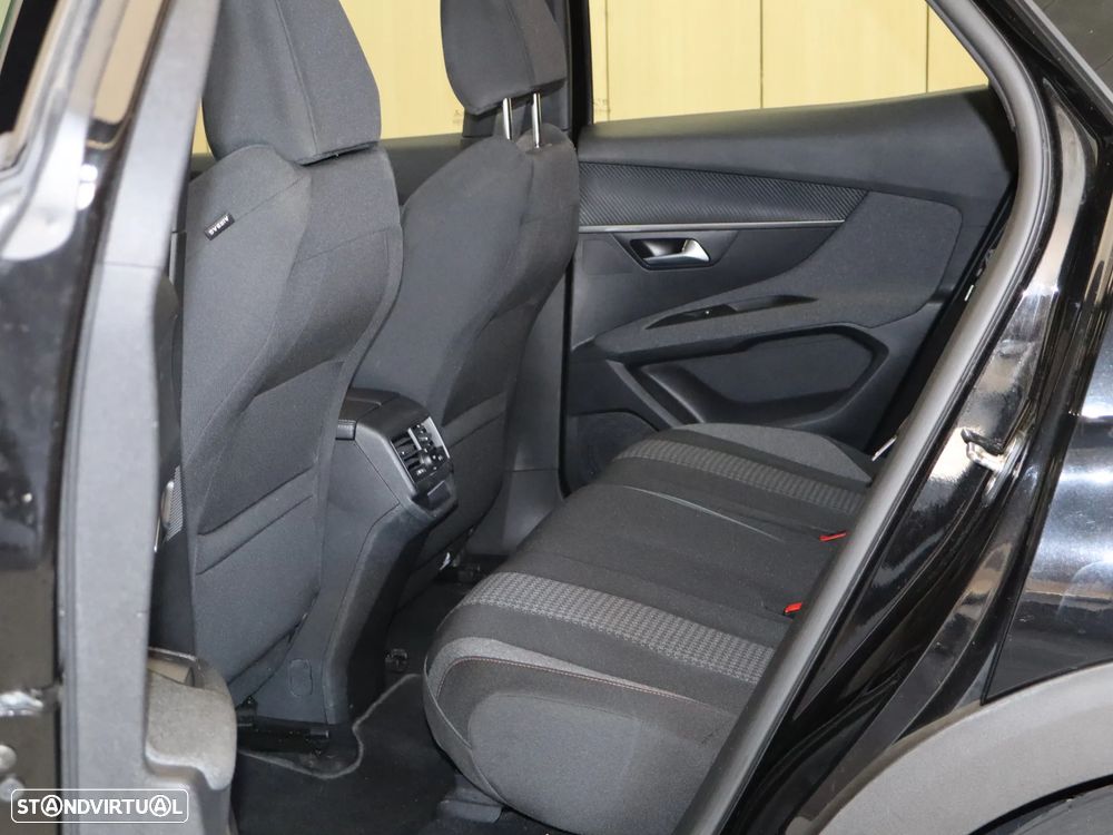 Peugeot 3008 PureTech 130 Stop & Start GPF EAT8 Active - 13