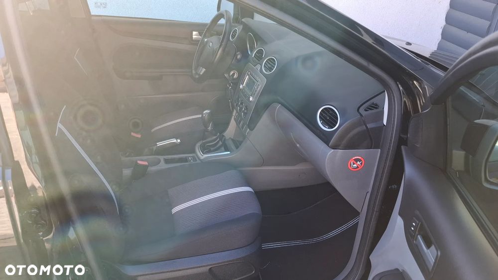 Ford Focus 1.6 16V Black Magic - 21