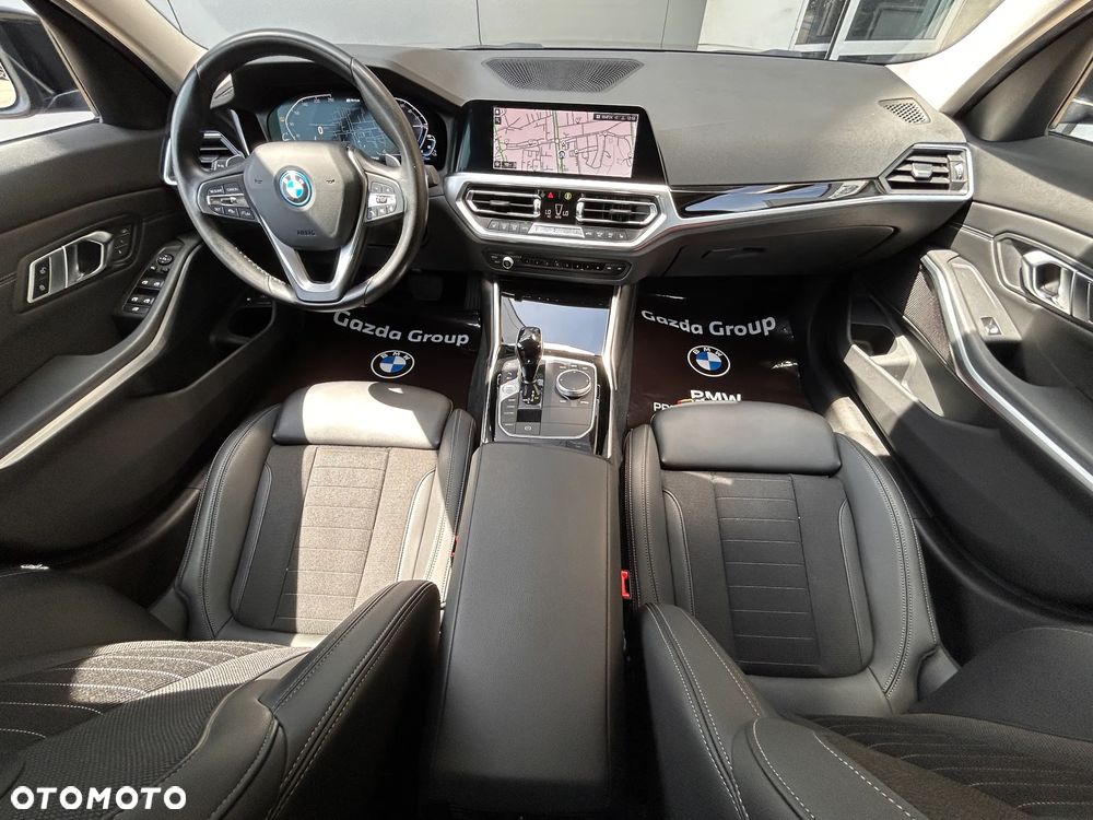 BMW Seria 3 320e xDrive Advantage sport - 27