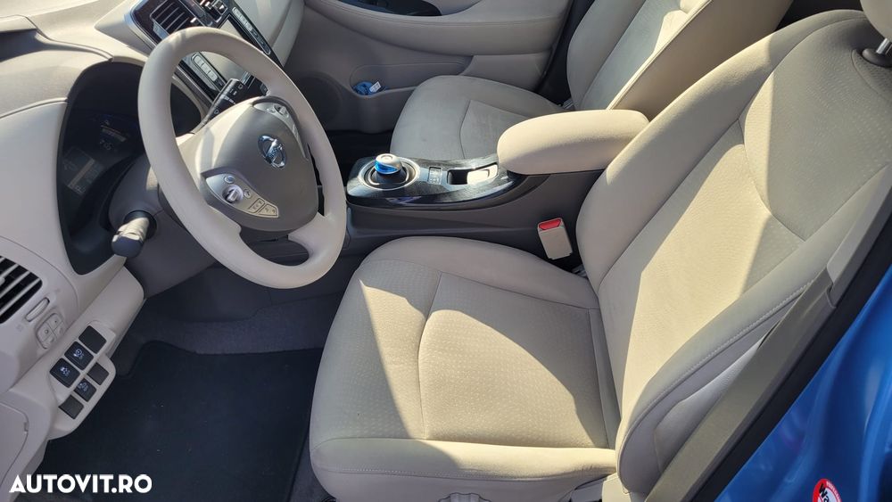 Nissan LEAF - 8