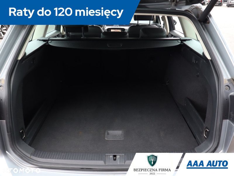 Volkswagen Passat Variant - 15