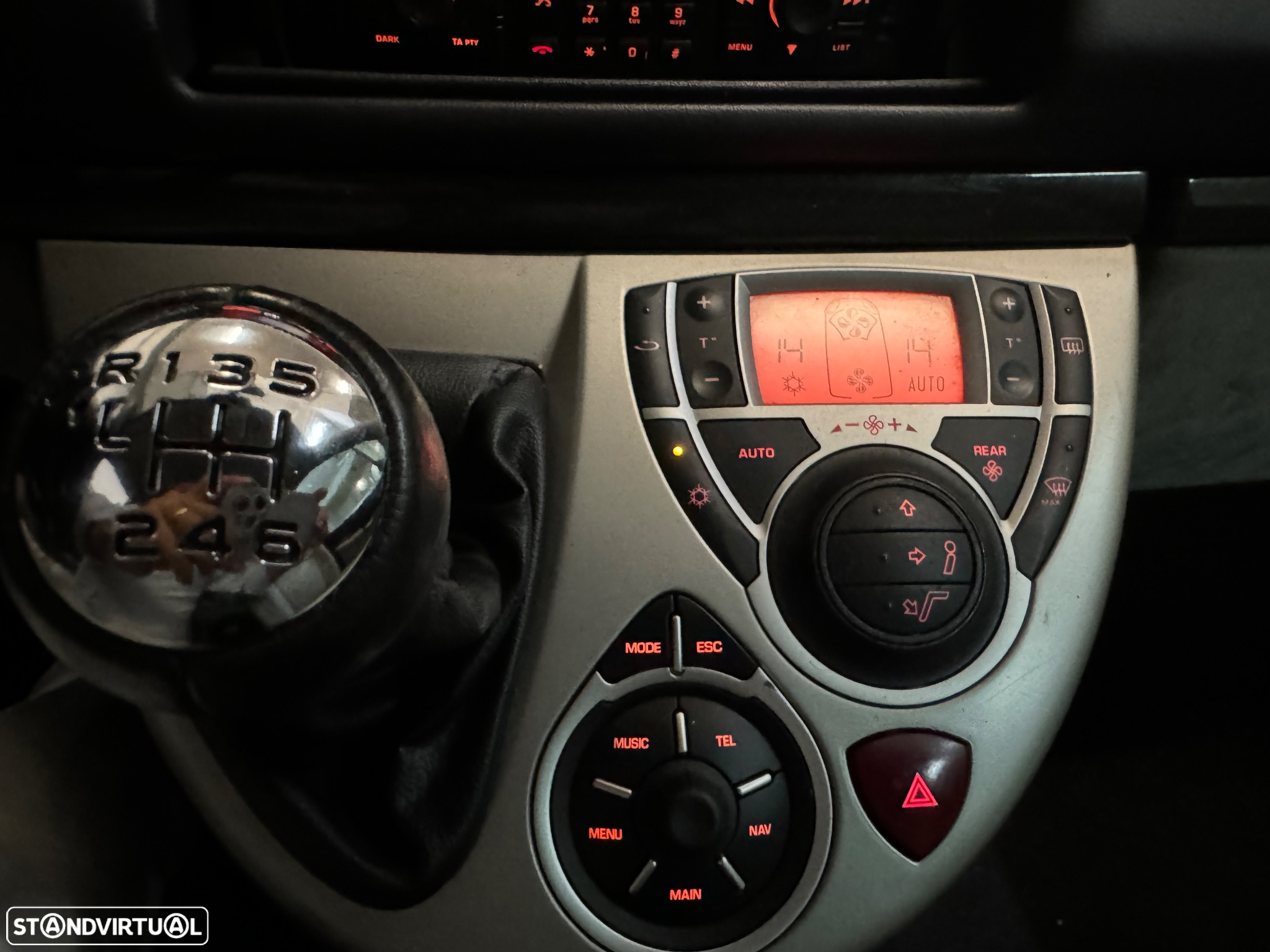 Peugeot 807 2.0 HDi Navteq - 19