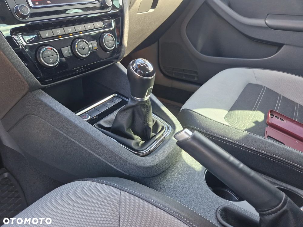 Volkswagen Jetta 1.4 TSI BMT Highline - 20