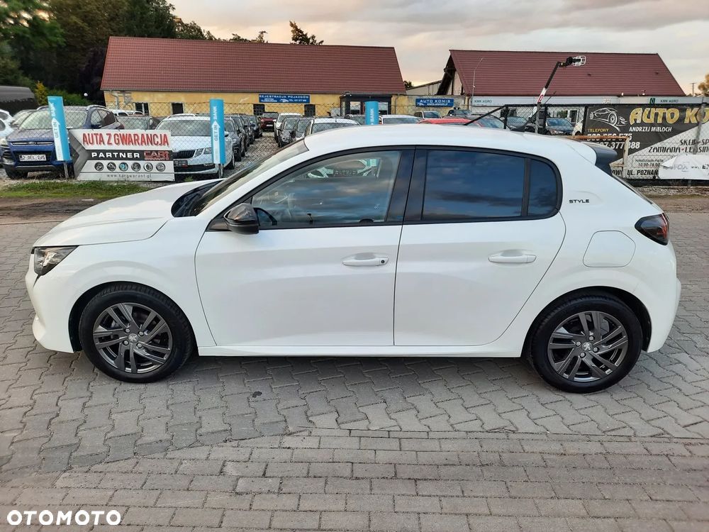 Peugeot 208 1.2 PureTech Style S&S - 10