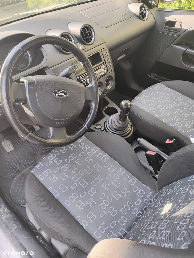 Ford Fiesta 1.25 - 11